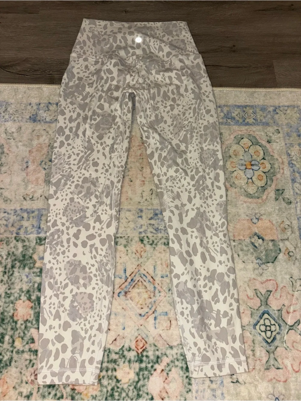 Women's Light Gray Printed Lululemon Leggings